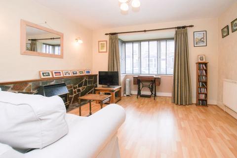 66 Ebrington Road, Exeter, EX2 8JH