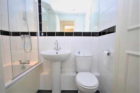 61 Rushdon Close, Romford, RM1 2RE