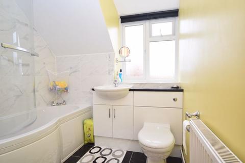 8, Newtown Coat Road, Martock, TA12 6EX