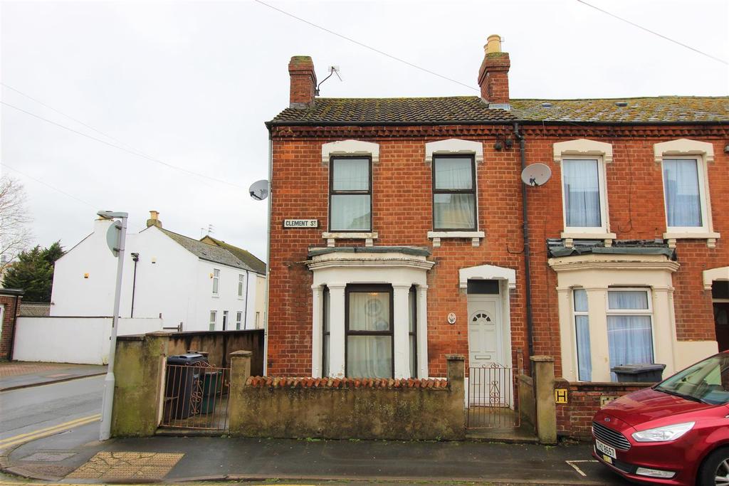 Clement Street, Gloucester 3 bed end of terrace house £160,000
