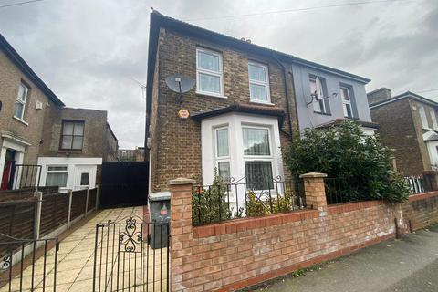 29 Buckingham Road, London, E15 1SP