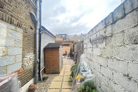29 Buckingham Road, London, E15 1SP