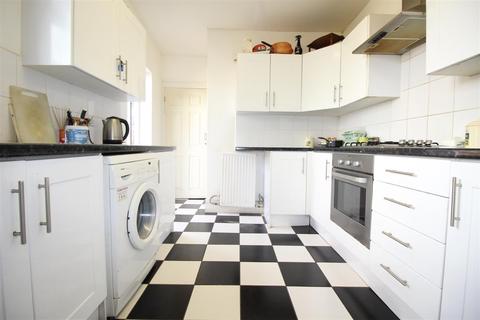 80 Nightingale Road, London, E5 8NB