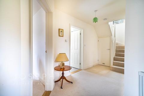22 Bixley Drive, Rushmere St Andrew, Ipswich, IP4 5TY