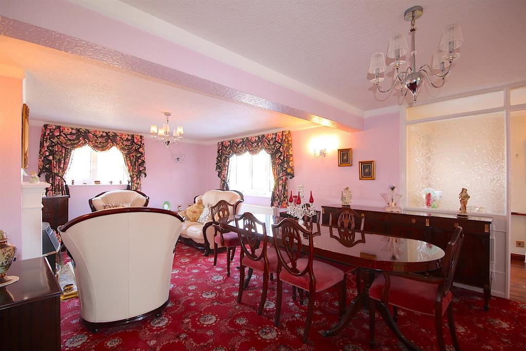 Lounge Diner