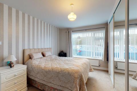 10 Greenhill Gardens, Minster, Ramsgate, CT12 4EW