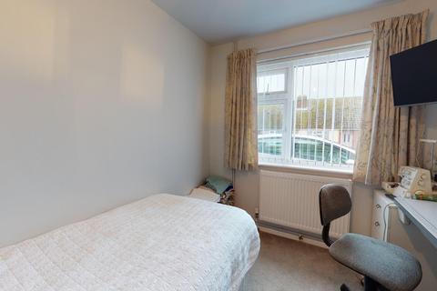 10 Greenhill Gardens, Minster, Ramsgate, CT12 4EW
