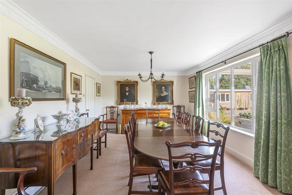 Coate, Devizes 5 bed detached house £850,000