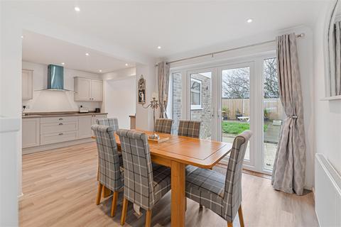 101 Forest Road, Paddock Wood, Tonbridge, TN12 6JX