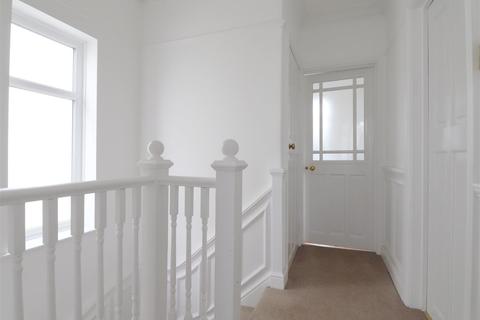 18 North Street, Bexleyheath, DA7 4HR
