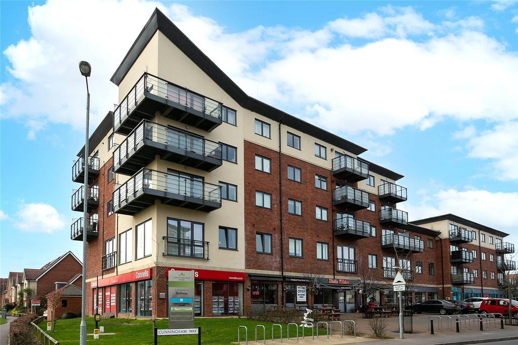 Bateson Drive, Leavesden, Watford... 2 bed apartment £300,000