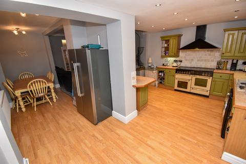4 Belgrave Road, Blackpool, FY4 4DZ