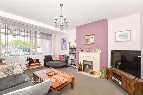 4 bedroom end of terrace house for sale, Broomfield Avenue, Telscombe Cliffs, East Sussex