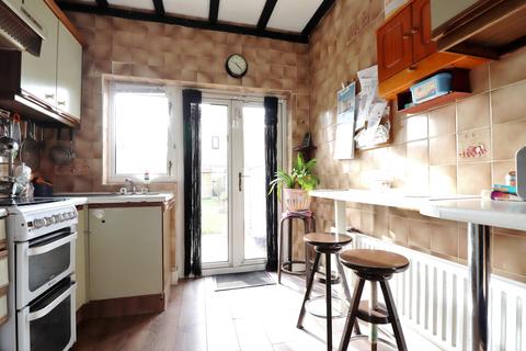 98 Victoria Road, Bromley, BR2 9PP