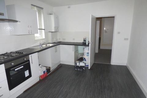 2 Devonshire Square, Bexhill-on-sea, TN40 1AB