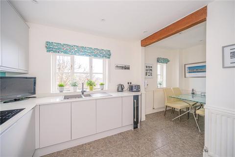 4 Northcote Fold, Linton, Wetherby, LS22 4UZ