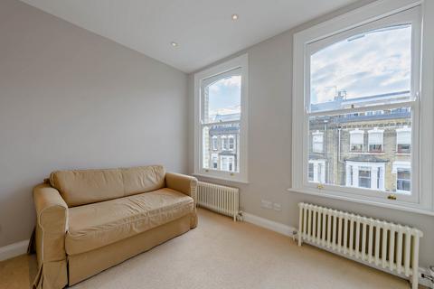 Flat 4, 35 Radipole Road, London, SW6 5DN