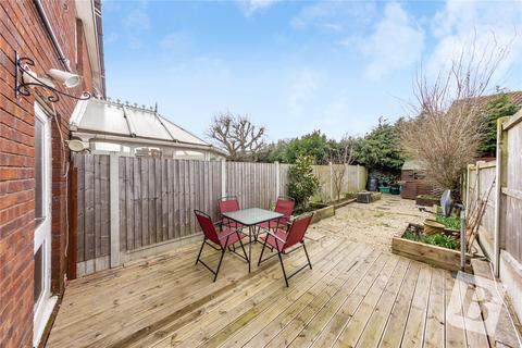 18 Aldridge Close, Chelmsford, CM2 6QG