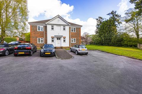 63 Alsford Close, Lightwater, GU18 5LF
