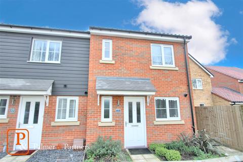 21 The Circle, Great Blakenham, Ipswich, IP6 0FD