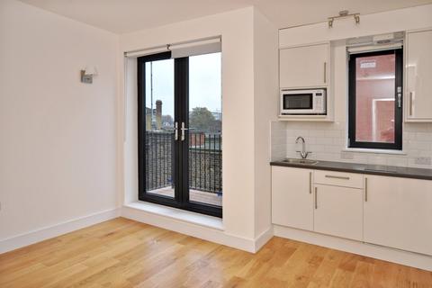 1 bedroom flat to rent, Beehive Place, Brixton SW9