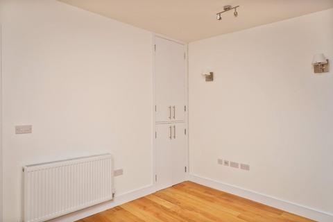 1 bedroom flat to rent, Beehive Place, Brixton SW9