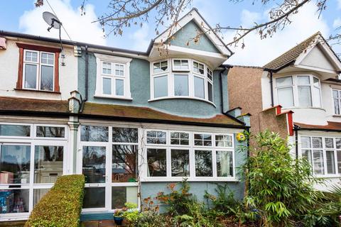 94 Palace View, Bromley, BR1 3ER