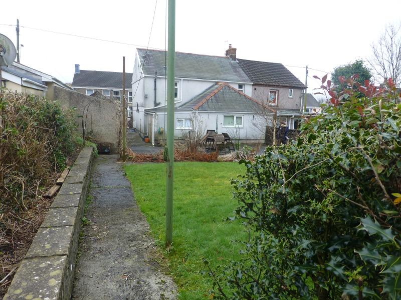 Cwmgarw Road, Upper Brynamman, Ammanford, Carmarthenshire. 3 bed semi