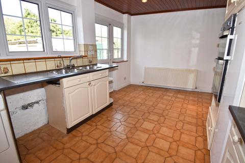 71 Ashdown Crescent, Cheshunt, Waltham Cross, EN8 0RQ