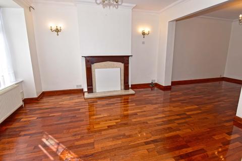 71 Ashdown Crescent, Cheshunt, Waltham Cross, EN8 0RQ