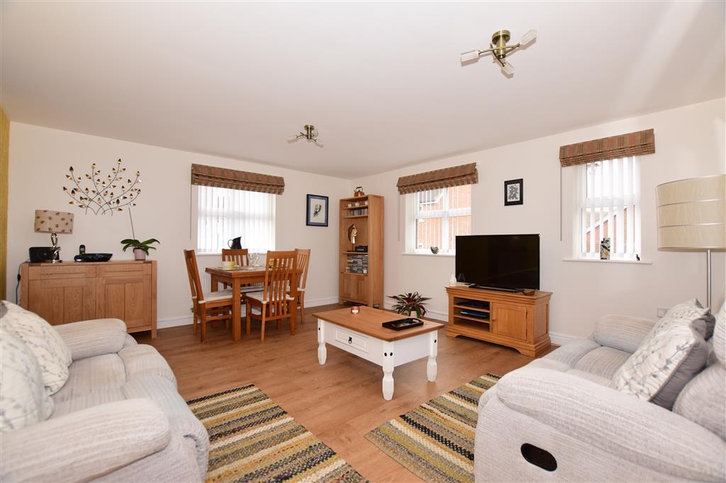 Cheney Road, Minster, Ramsgate, Kent 2 bed ground floor flat £190,000