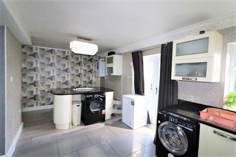 9 Abbey Road, Gravesend, DA12 1RG