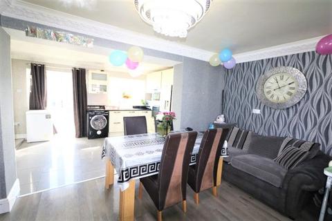 9 Abbey Road, Gravesend, DA12 1RG
