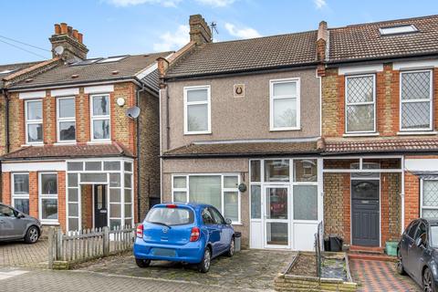 164 Birkbeck Road, Beckenham, BR3 4SS