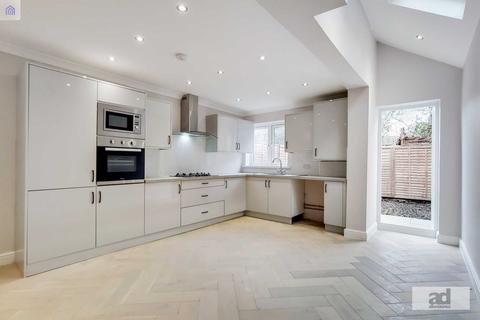 72 Granleigh Road, London, E11 4RQ