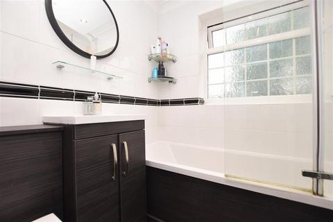 3 Garratt Close, Croydon, CR0 4PW