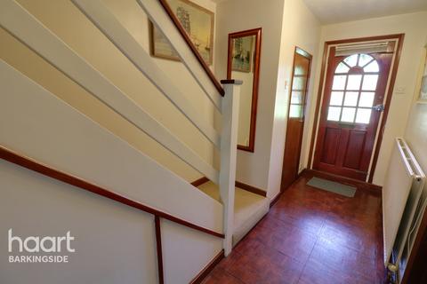 11 Regency Close, Chigwell, IG7 5NY