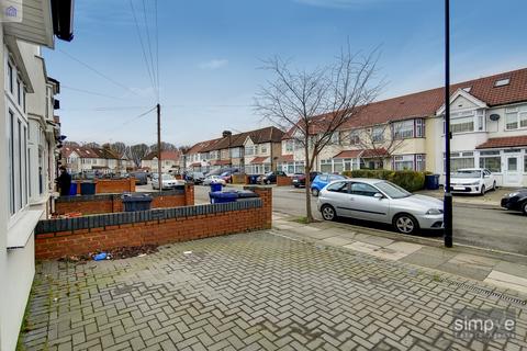 1 Evelyn Grove, Southall, UB1 2BW