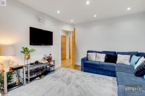 1 Evelyn Grove, Southall, UB1 2BW