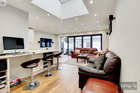 1 Evelyn Grove, Southall, UB1 2BW