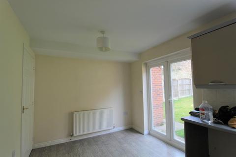 3 bedroom semi-detached house to rent, Millrise Road, Mansfield, Nottinghamshire