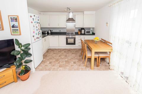 53 Heron Way, Wallington, SM6 9DX