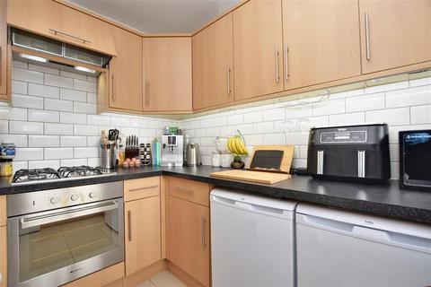 2 Conifer Gardens, Sutton, SM1 3JT