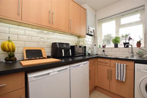 2 Conifer Gardens, Sutton, SM1 3JT