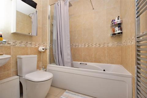 2 Conifer Gardens, Sutton, SM1 3JT