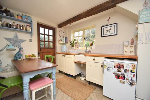 4 Lower Street, Sproughton, Ipswich, IP8 3AA