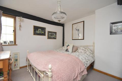 4 Lower Street, Sproughton, Ipswich, IP8 3AA