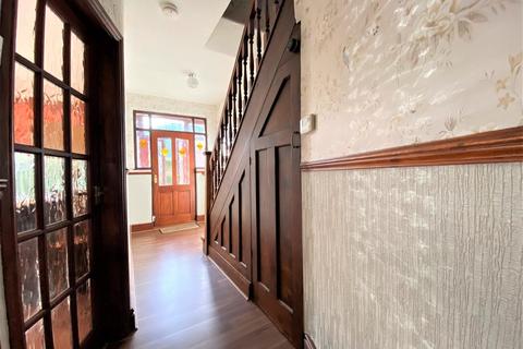 118 Airedale Road, Sheffield, S6 4AW