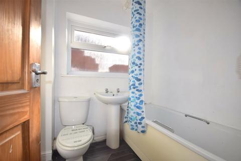2 bedroom apartment to rent - Rayleigh Grove, Gateshead, NE8
