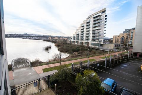 2 bedroom apartment to rent, Breakwater House, Prospect Place, Cardiff Bay